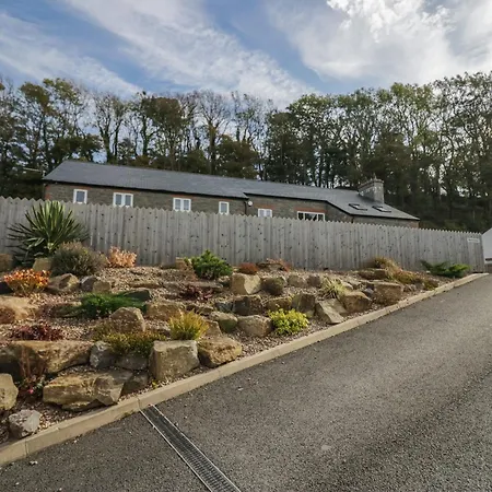 Edgemere * Grange-over-Sands