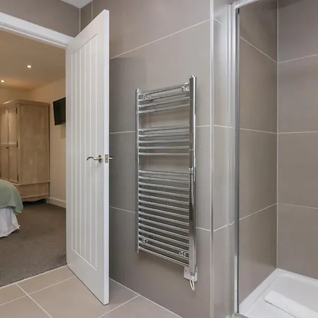 Edgemere Holiday home