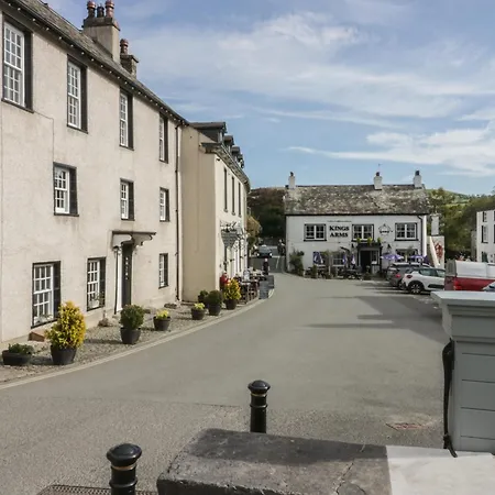 Edgemere * Grange-over-Sands